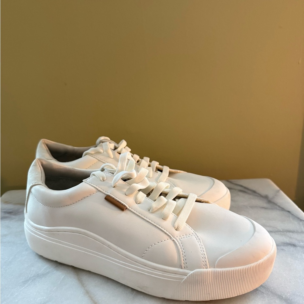 Dr. Scholl’s Time Off Platform Sneakers